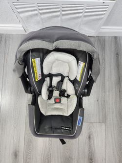 Car Seat Rear Facing Graco Snugride Snuglock35