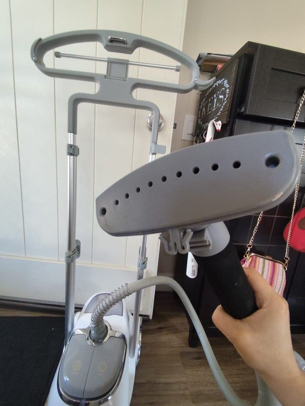 SAlAV Standing Steamer