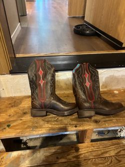 Justin Women’s Boots size 6b