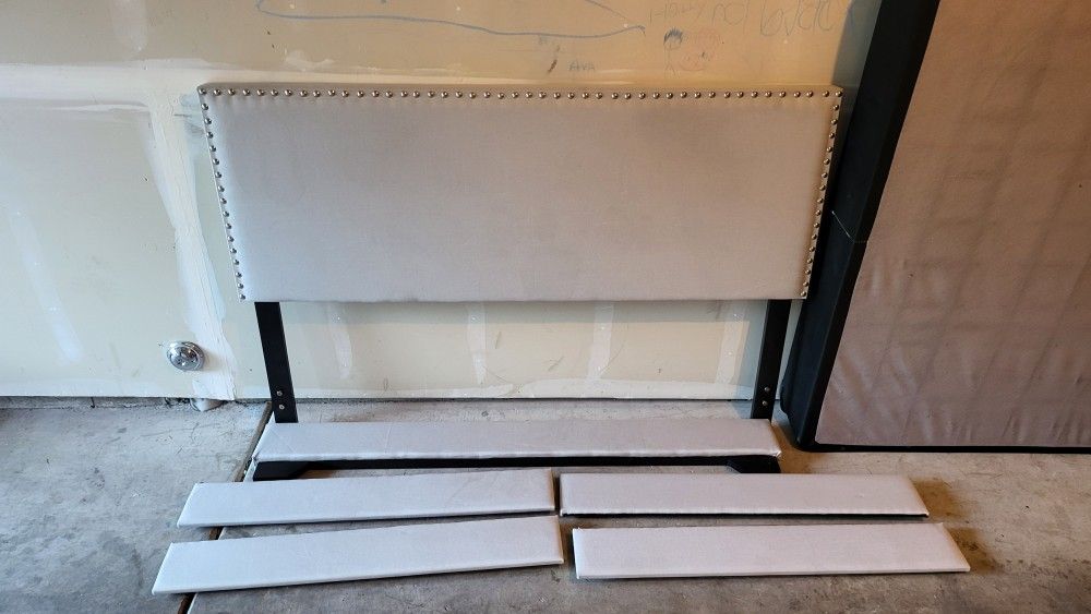 Free Bed Frame And Box Spring