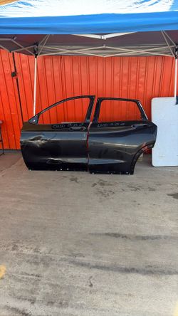 2019-2025 Infiniti Qx50 Door