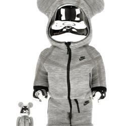 Nike Bearbrick