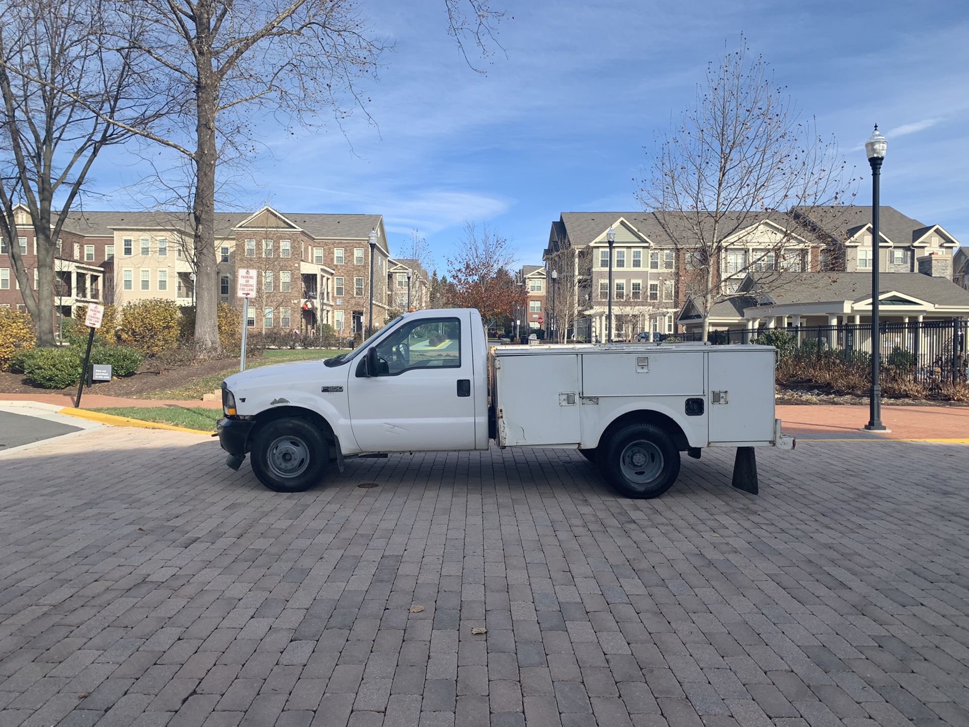2003 Ford F-350 Utility bed