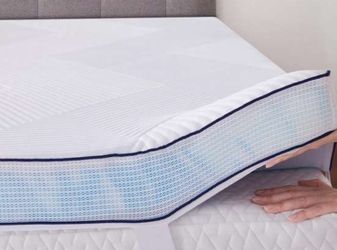 10/18#191 Memory Foam Mattress Topper Twin XL Size College Dorm