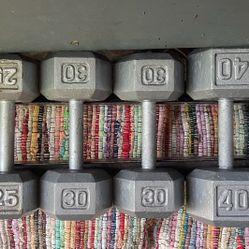 SET OF DUMBBELLS (PAIRS OF) : 25s  30s  40s 