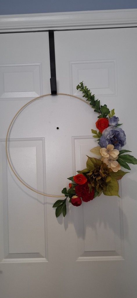 2 Wreaths With Over The Door Hanger
