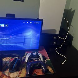 Ps5 Digital,asus Monitor ,2 Controllers,turtle Beach Headset 