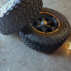 Off Road Tire & Rim ( From Fj Cruicer) 