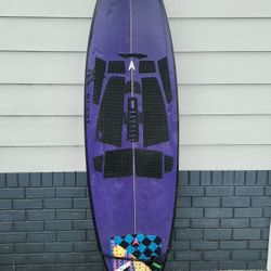 Surfboard 6'6 Hardtop With Leash With A Case For Board
