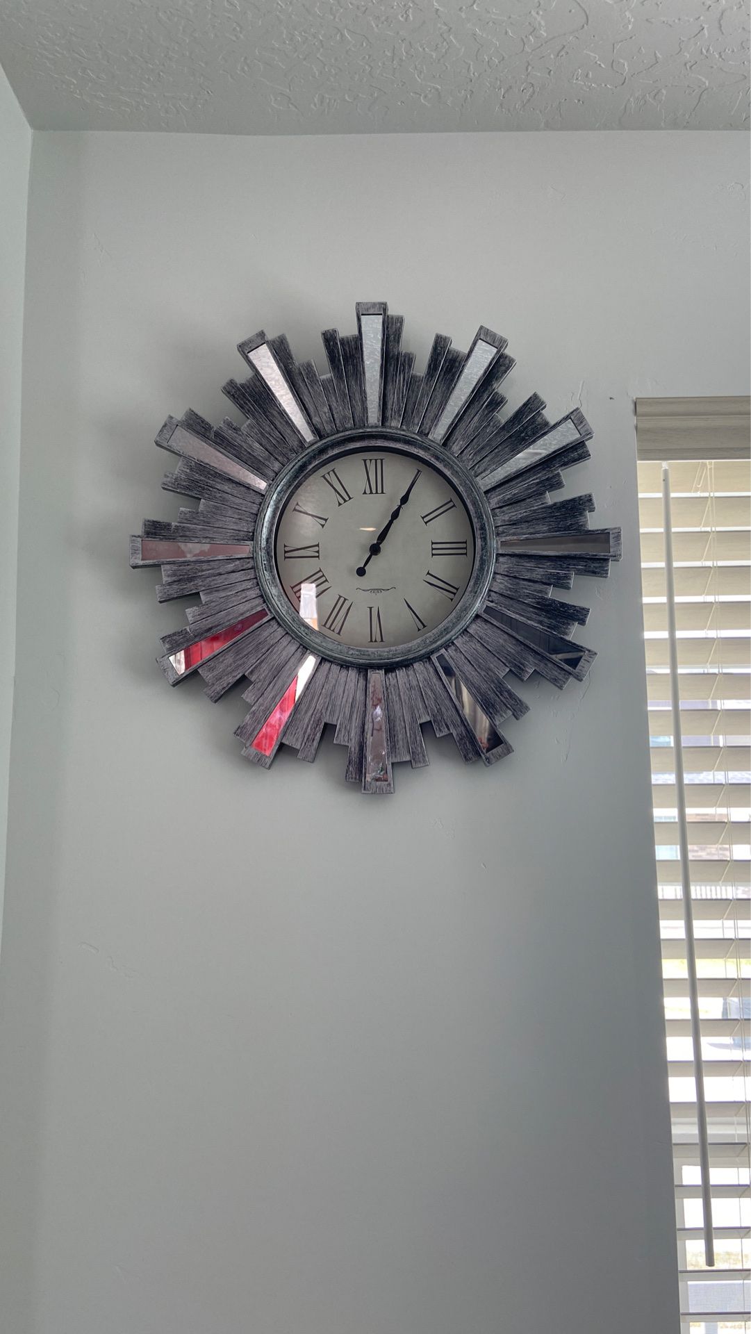 - Wall clock with mirrors -