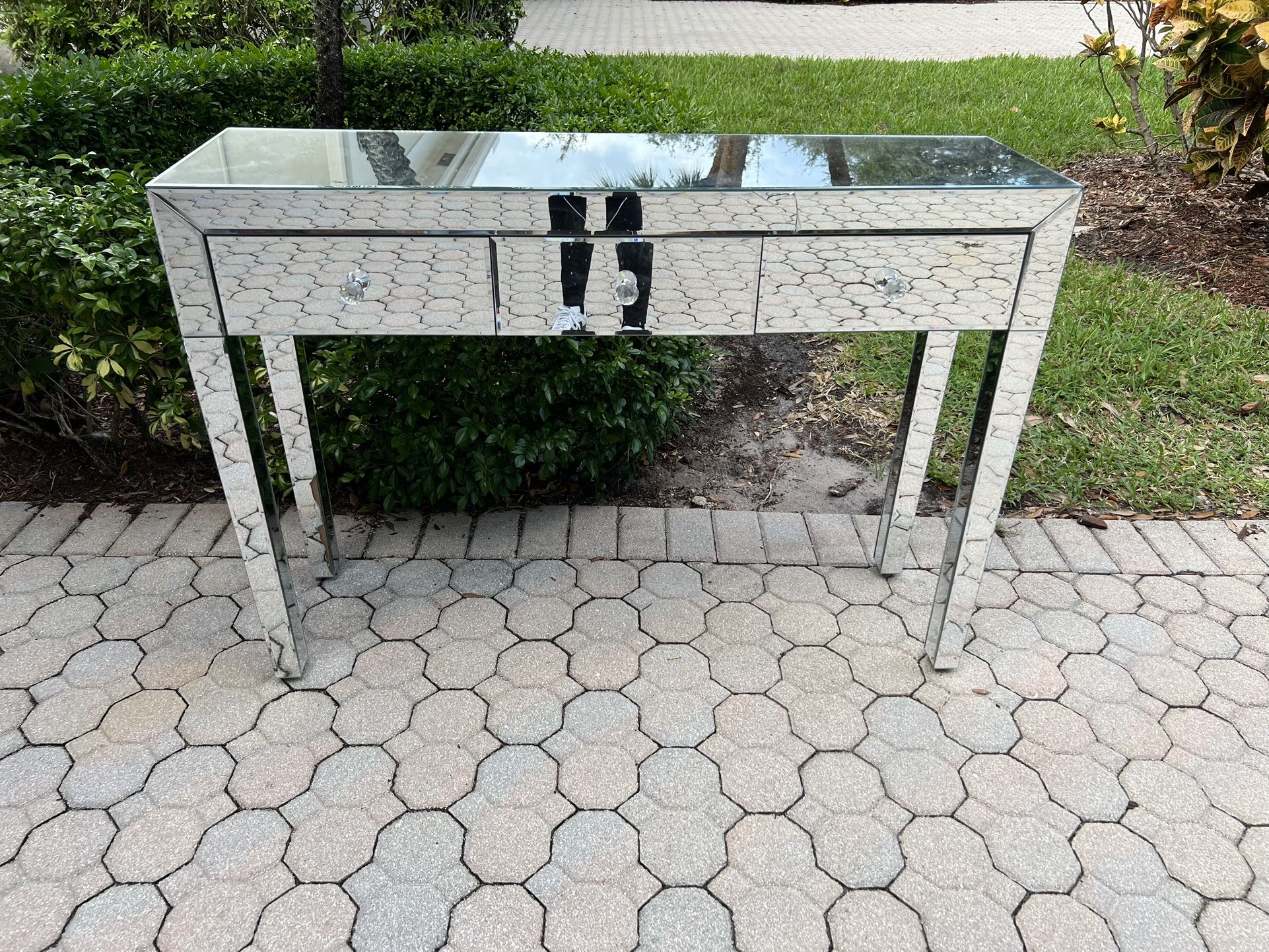 Mirrored Table With 3 Storage Drawers