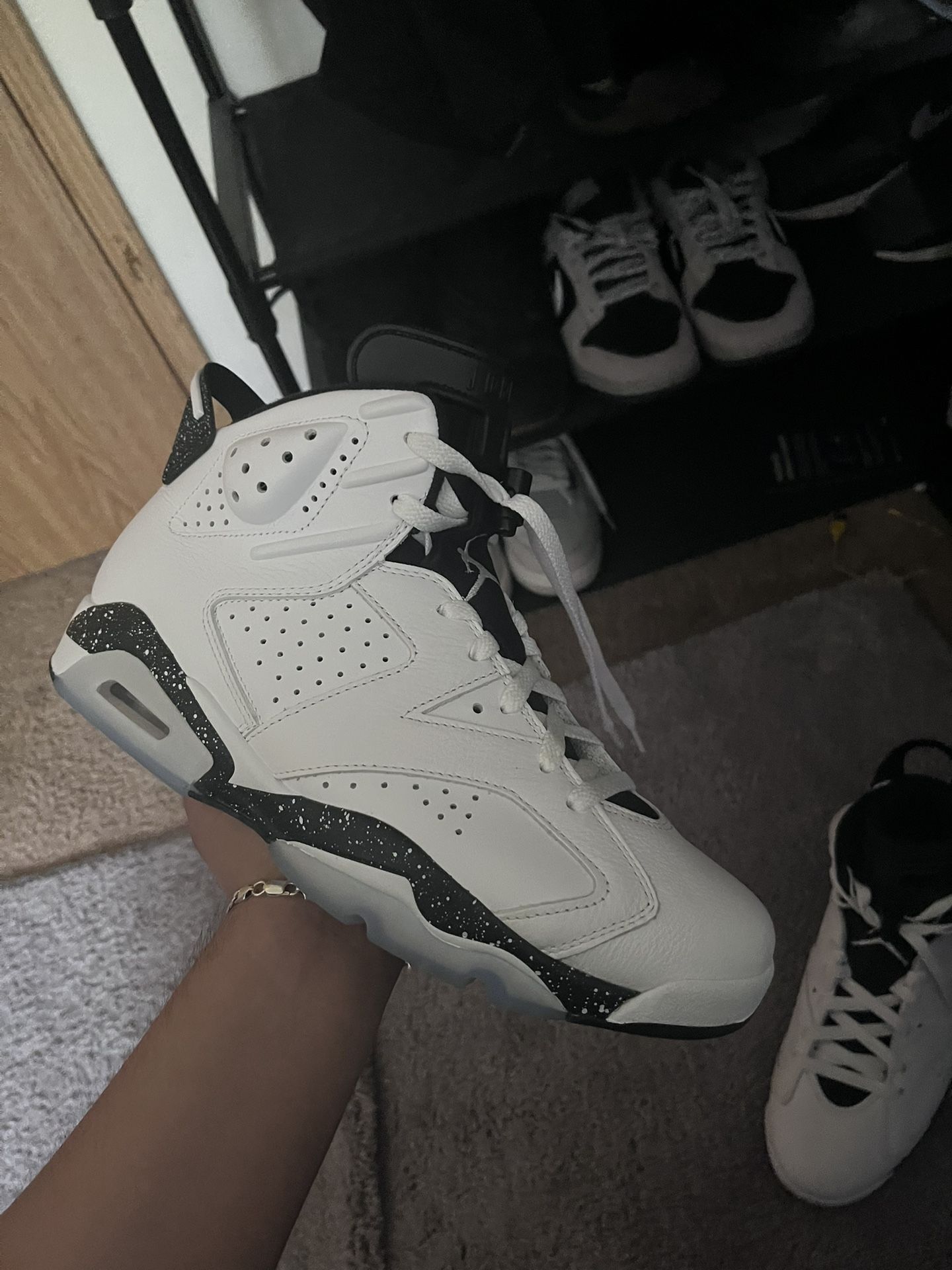 Jordan 6 Retro Reverse Oreo