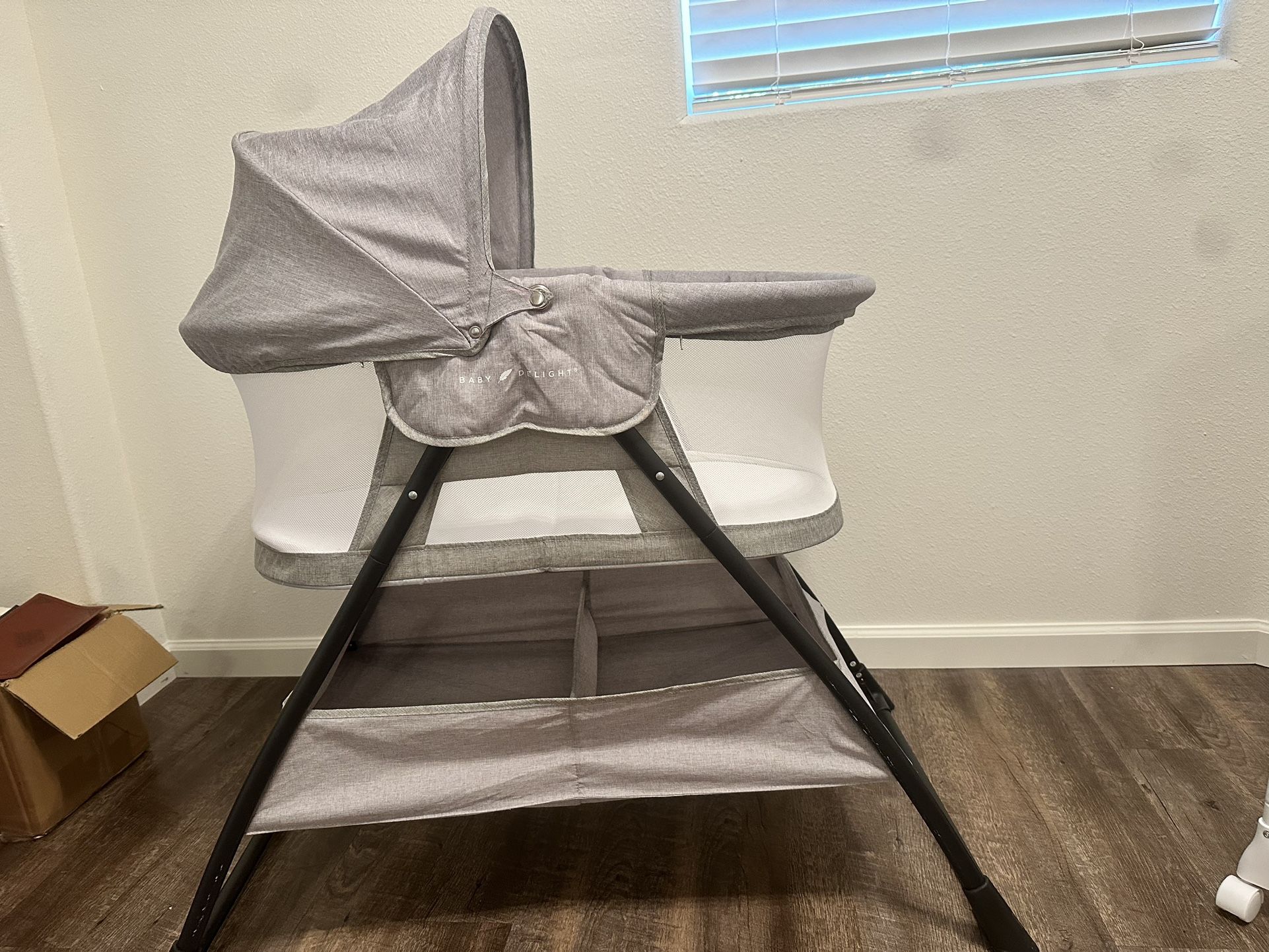 Baby Delight Bassinet