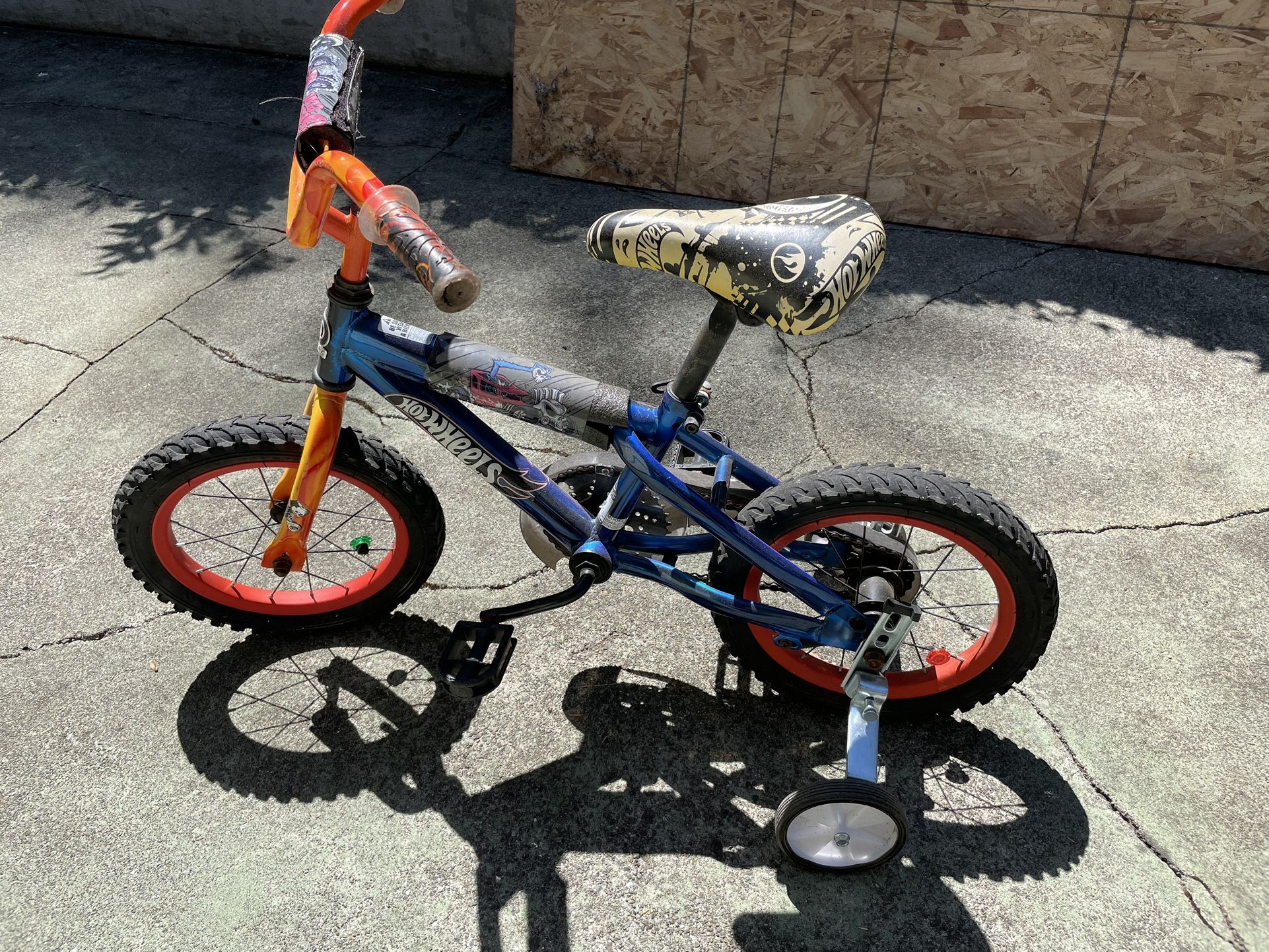 Hot wheels best sale bike for kids