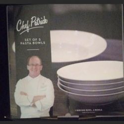 New 4 Pasta  Bowls And Serving Bowl Set