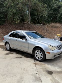 2002 Mercedes-Benz C-Class