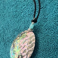 Abalone Shell Pendant Necklace