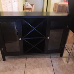 Tv Stand With Storage On Both End .needs To Go ASAP. 