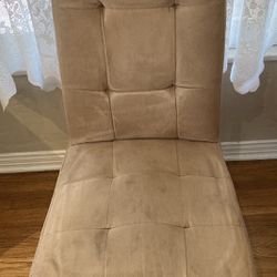 10 Dining room Chairs. $10
