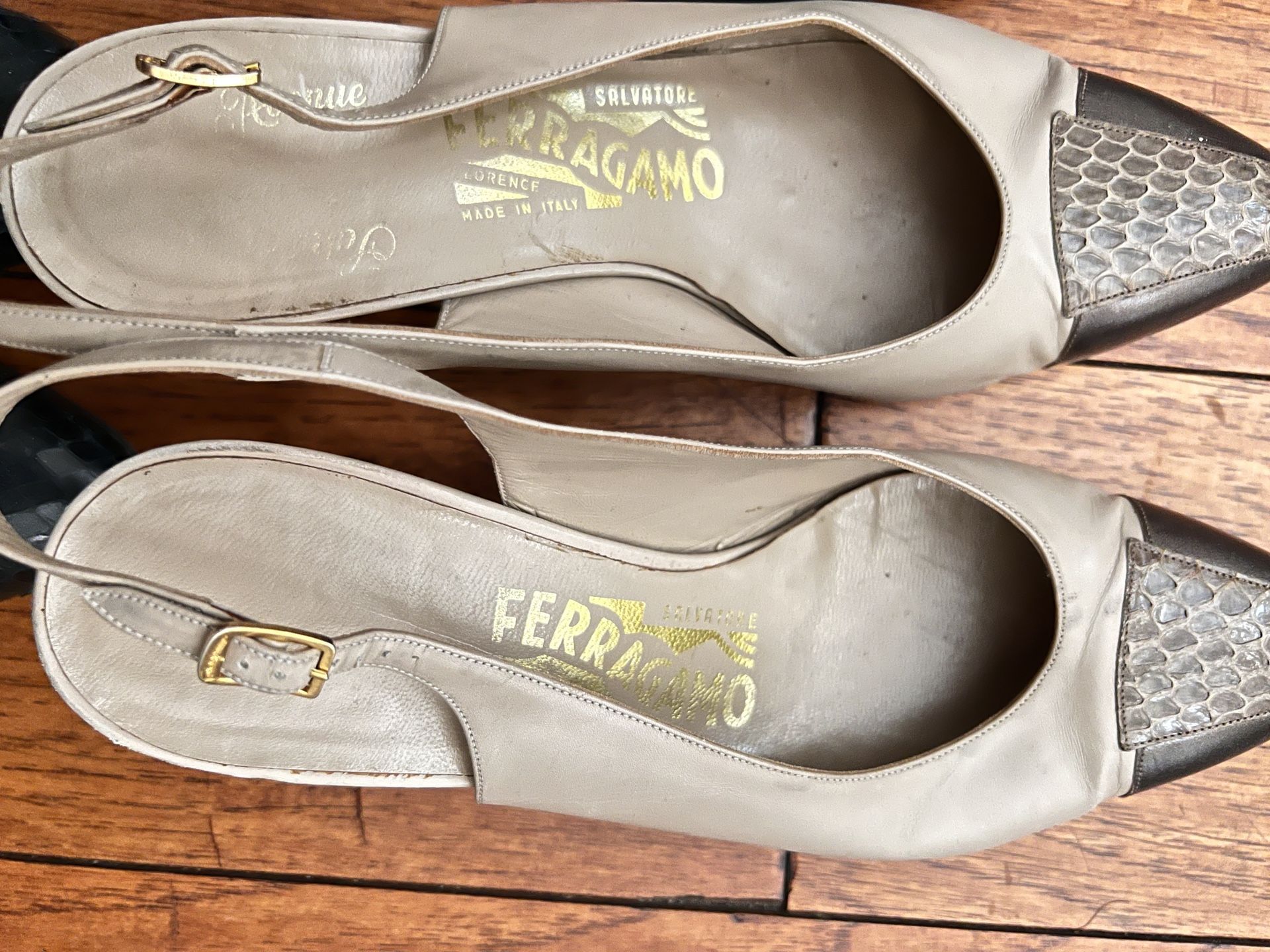 Salvatore Ferragamo 7.5 B