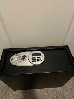 Electronic home safe