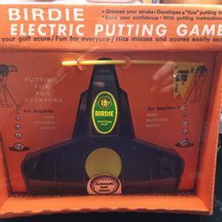 NEW CLASSIC BIRDIE ELECTRIC PUTTING GAME .