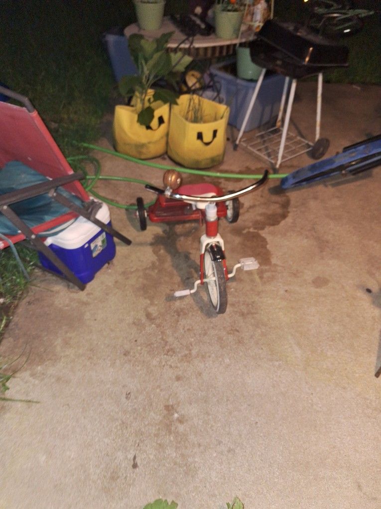 Tricycle
