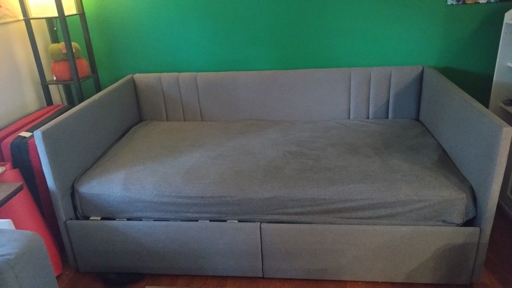 Daybed