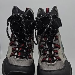 Rollerblades + Protective Gear + Replacement Wheels – Size 8.5 / EU 38