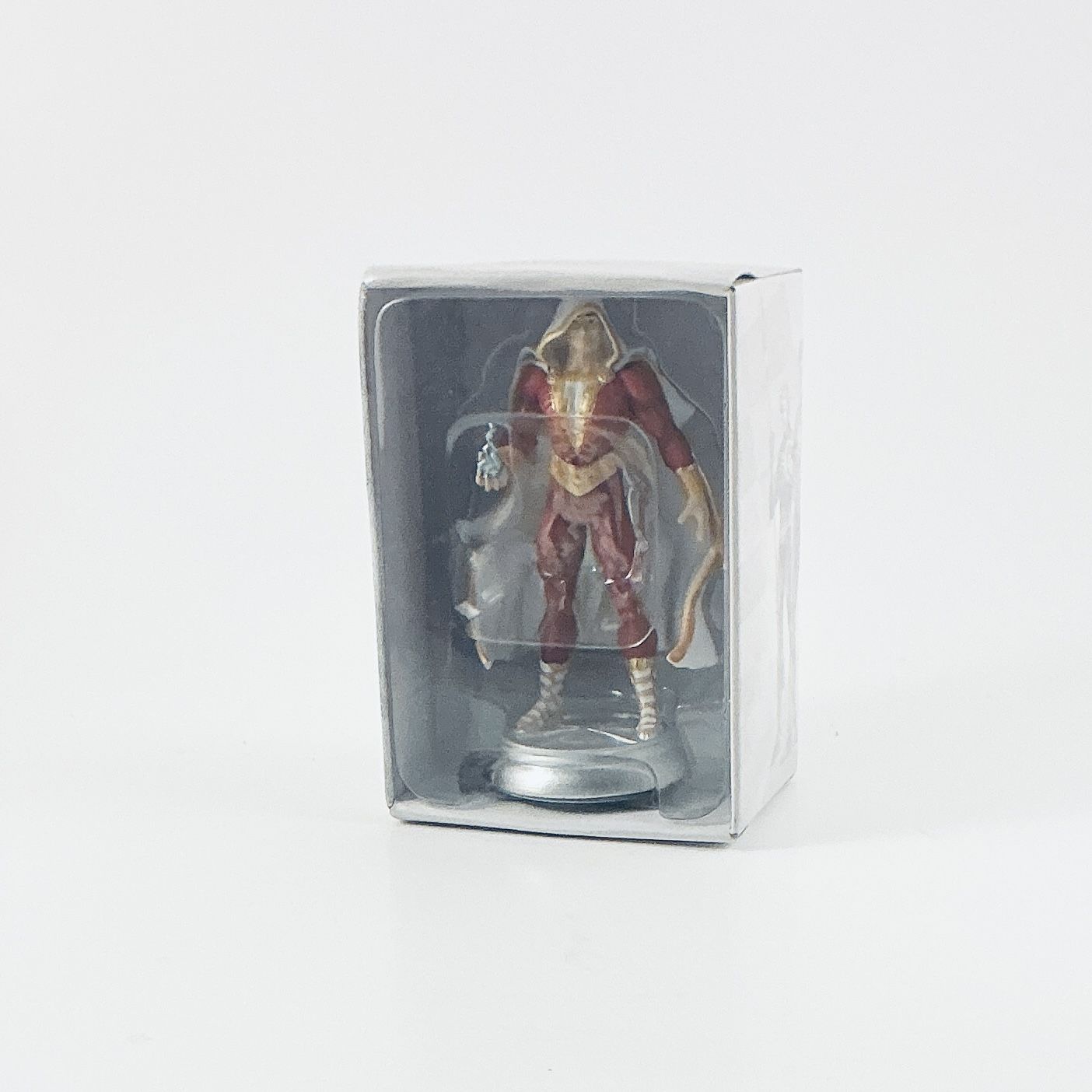 DC Chess Collection White Pawn Shazam