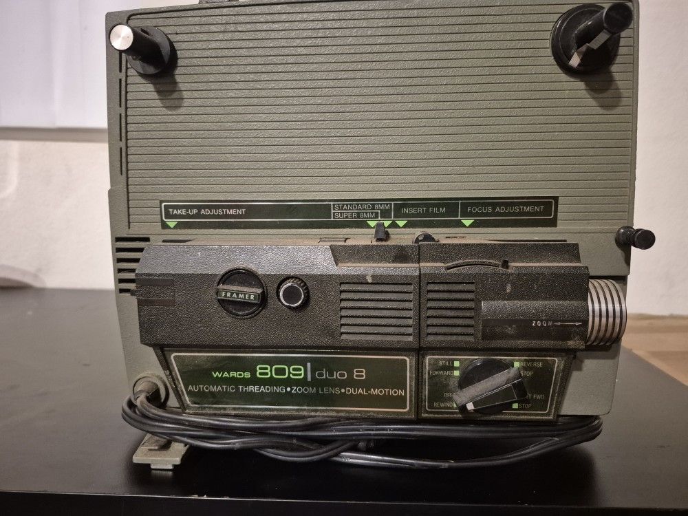 Vintage Montgomery Wards 809 Duo 8 Movie Film Projector