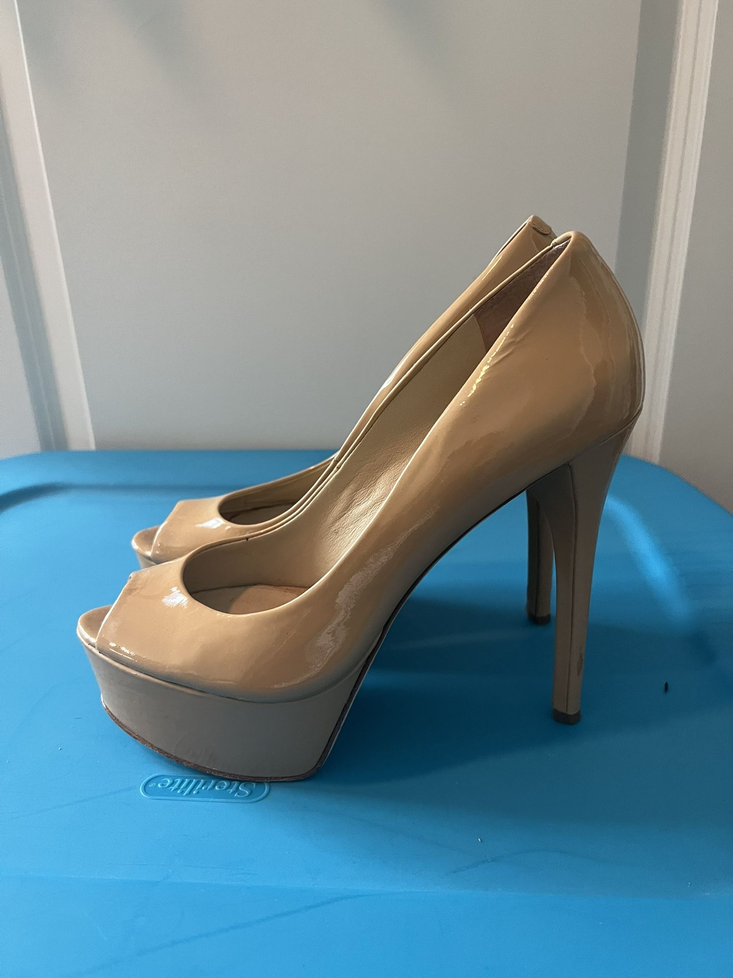 Brian Atwood Beige Patent Leather Platform Pump