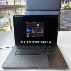 16” MacBook Pro M4 Max 64GB / 1TB / Nano-Texture / 104 Cycles 98% Capacity / Apple Warranty Nov 2026