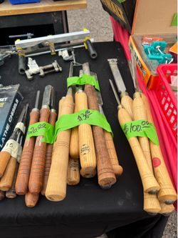 Wood turning chisels