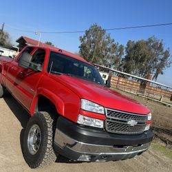 2005 Chevrolet Silverado 2500 HD Crew Cab