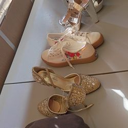 Shoes For Sale $ Please Read The Description 😊