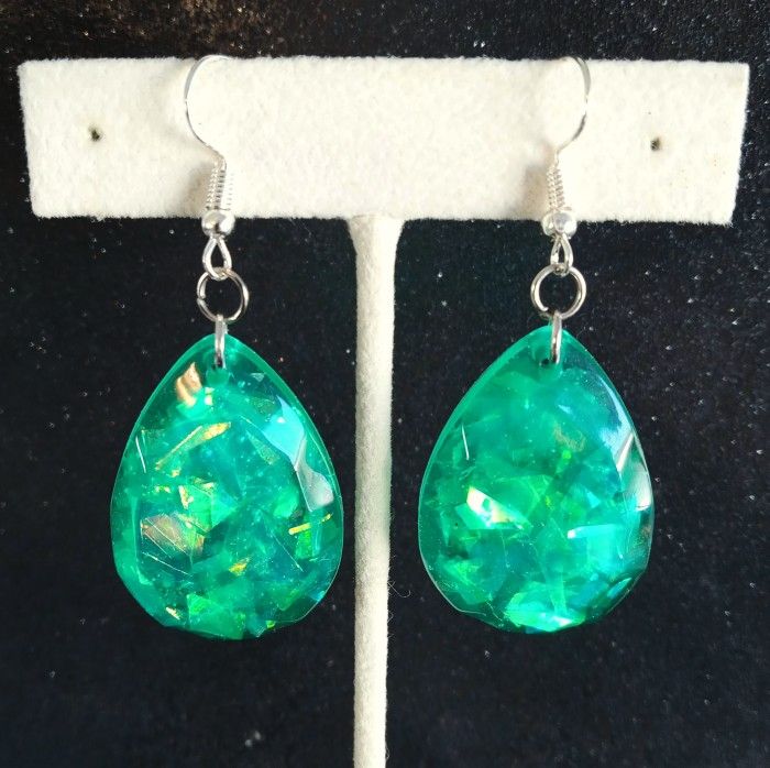 Green iridescent teardrop dangle earrings with silver hypoallergenic hooks new