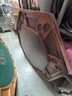 Poker Table