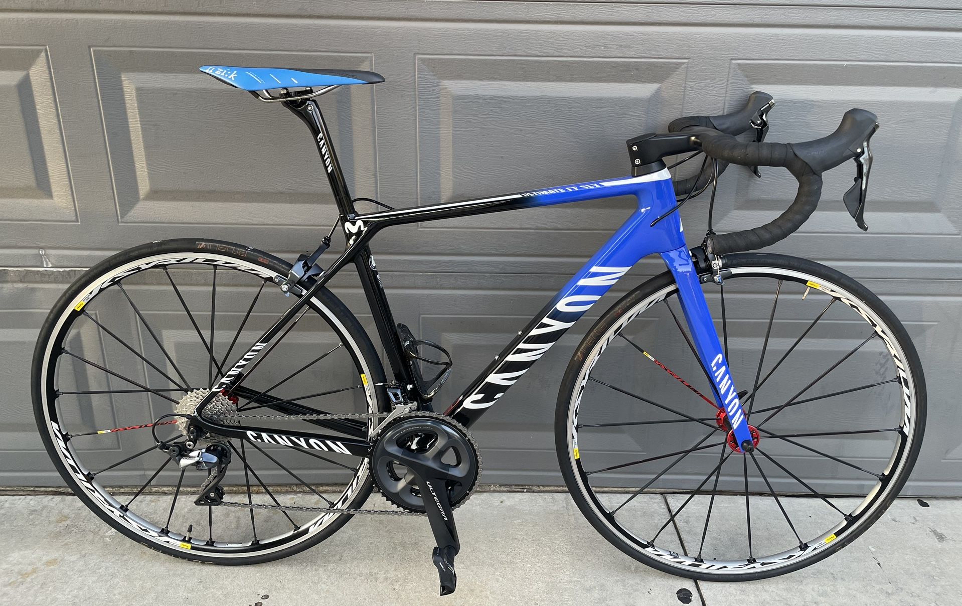Canyon  Carbon Road Bike Size Small With Shimano Ultegra 11 Speed