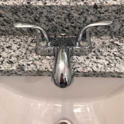 Complete Bathroom Hardware Set