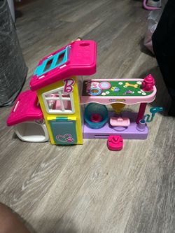 Little people pet spa