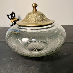 Italian MCM Clear Cut Glass Biscuit Barrel Cookie Jar Etched Brass Lid, 9x8.25”