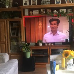 Entertainment center