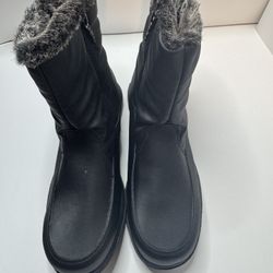 Totes Claire Black Boots Size 10M 