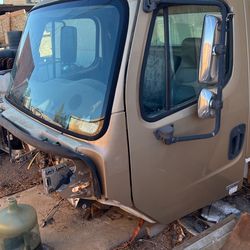 Truck Cab Freightliner 2006