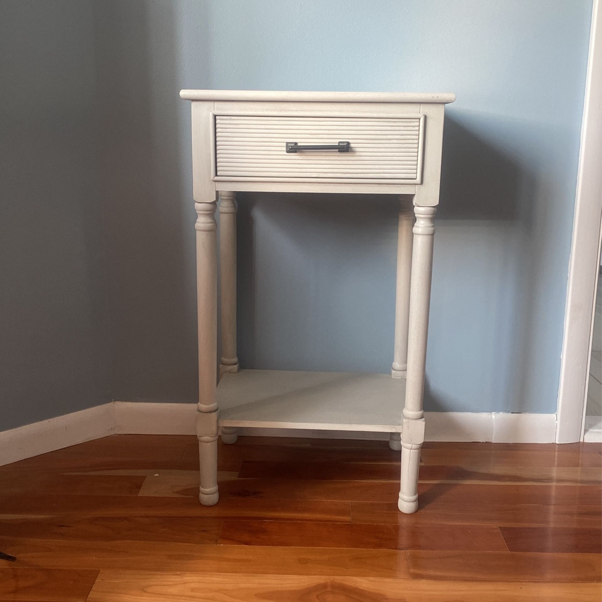 Accent Table