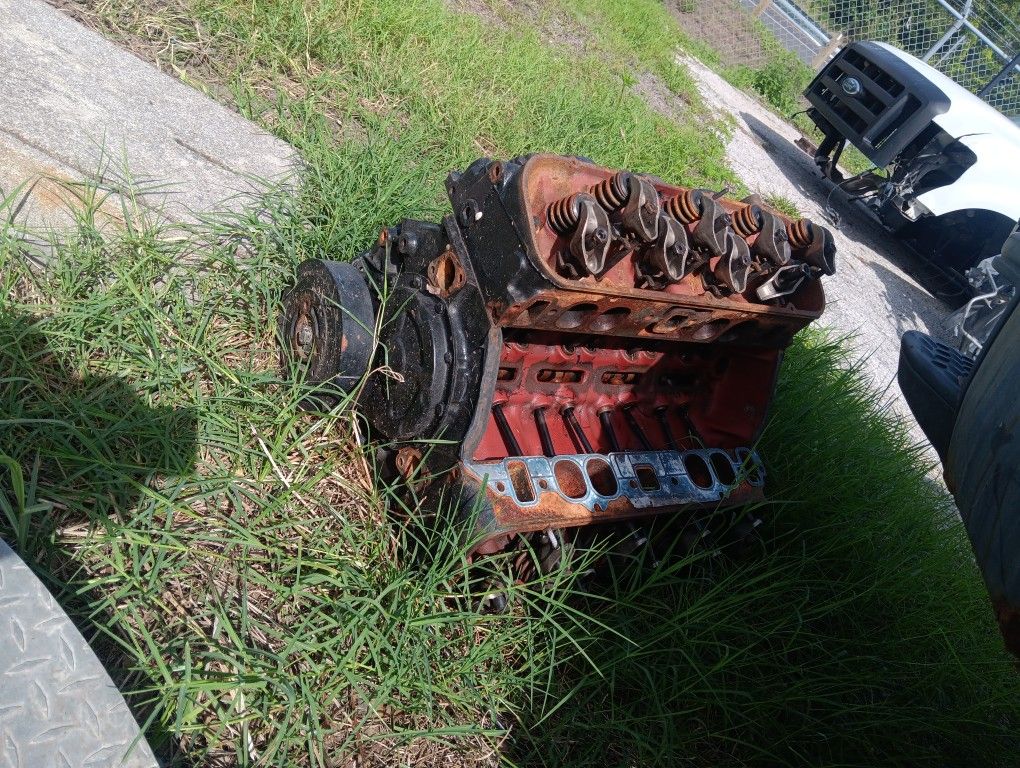 454 Chevy Engine