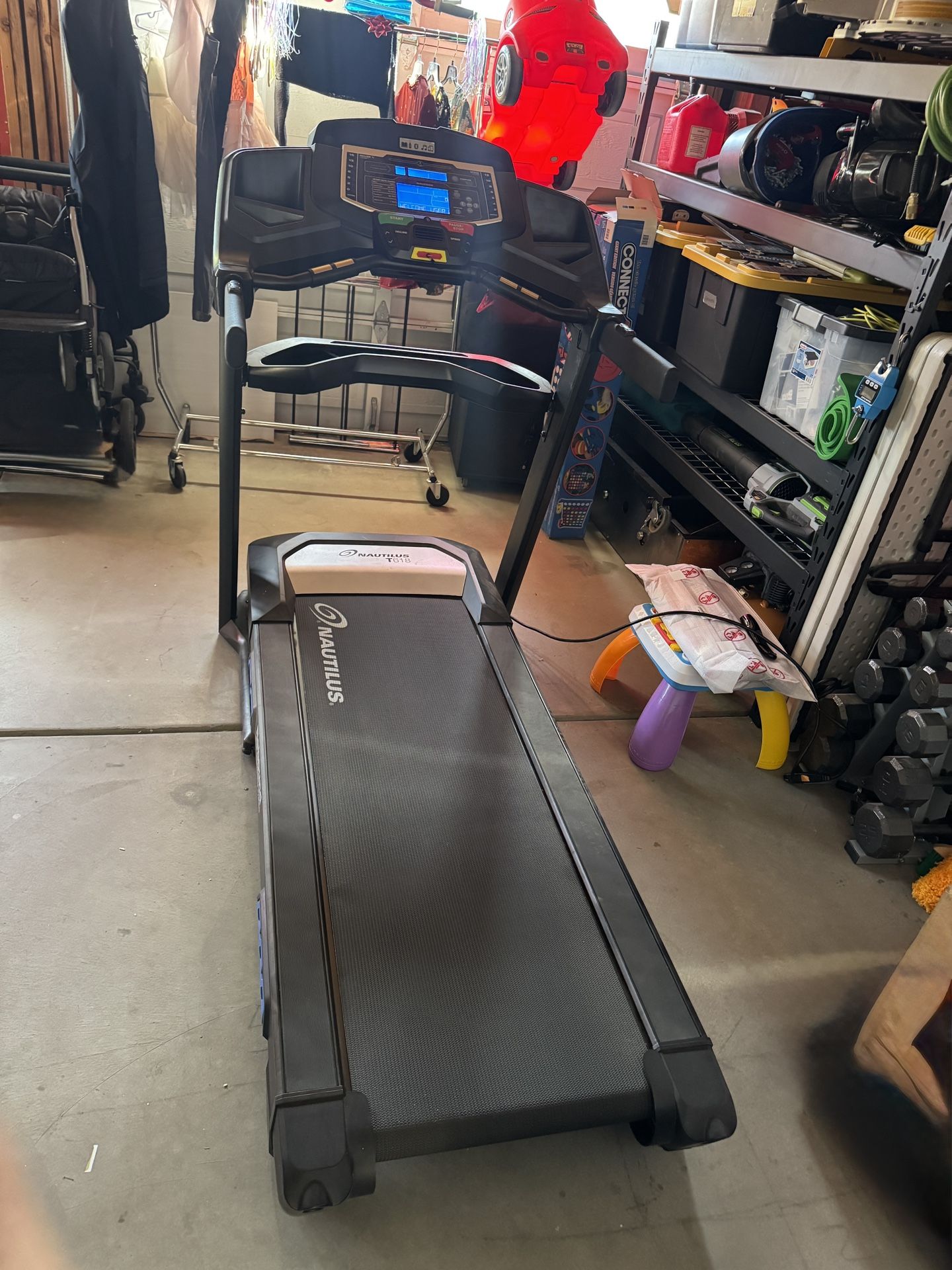 Nautilus T618 Treadmill