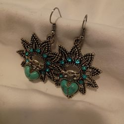 Earings