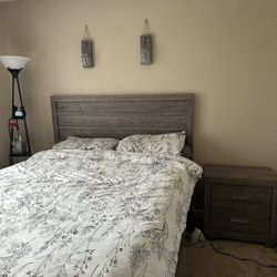 Queen Bedroom Set